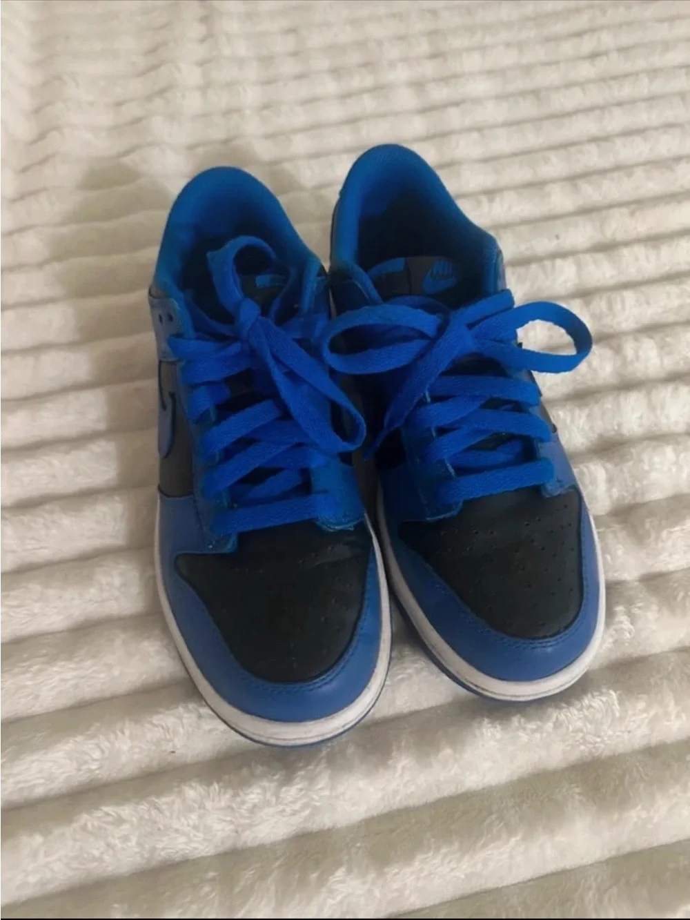 Nike youth sneakers